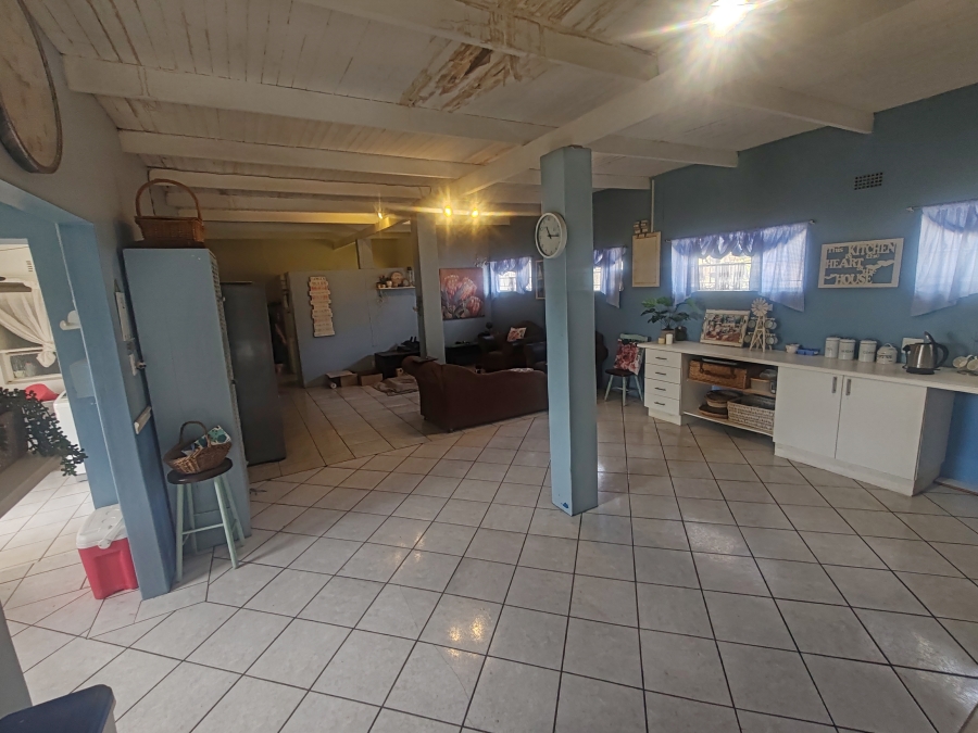 4 Bedroom Property for Sale in Heuwelkruin Eastern Cape